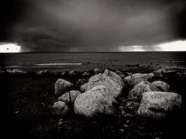 Sven Teuber – Coast of Sweden, Findlinge an der Schärenküste